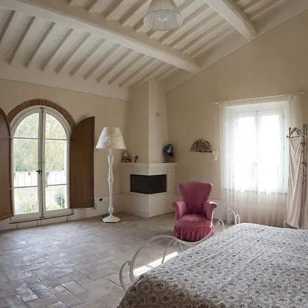 La Casa Rossa Nocleg ze śniadaniem