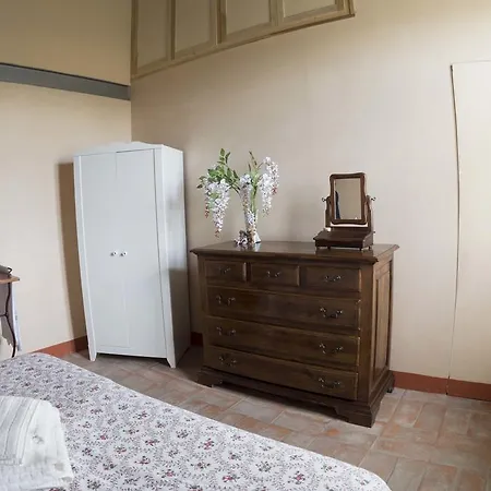 La Casa Rossa Nocleg ze śniadaniem