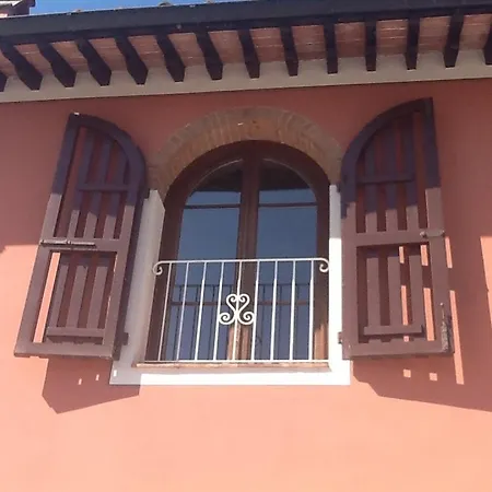 La Casa Rossa ベッド・アンド・ブレックファスト *